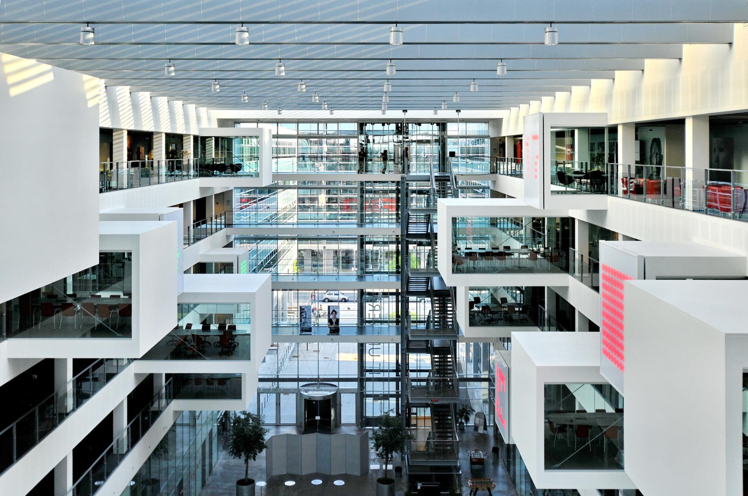 Commercial & Retail Infrastructure